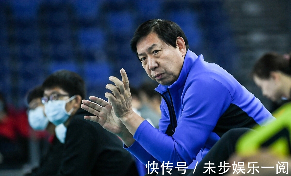 女排|女排选帅呈现蔡、王之争?第一个选聘条件就将王宝泉挡在门外了