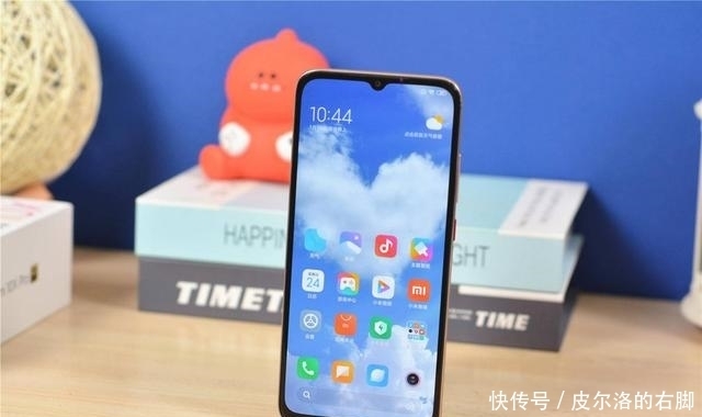 闪充|Redmi又一台进入千元机!30倍变焦+33W闪充,旗舰体验