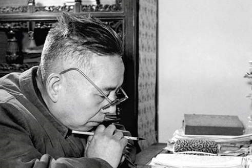 小说|张恨水原配:被调包的新娘,一生无子,吃穿不愁,最潇洒的弃妇