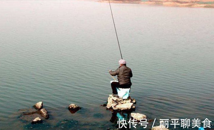 天太冷,这样的冬钓技巧,是谁走漏了风声,我不说你会知道?
