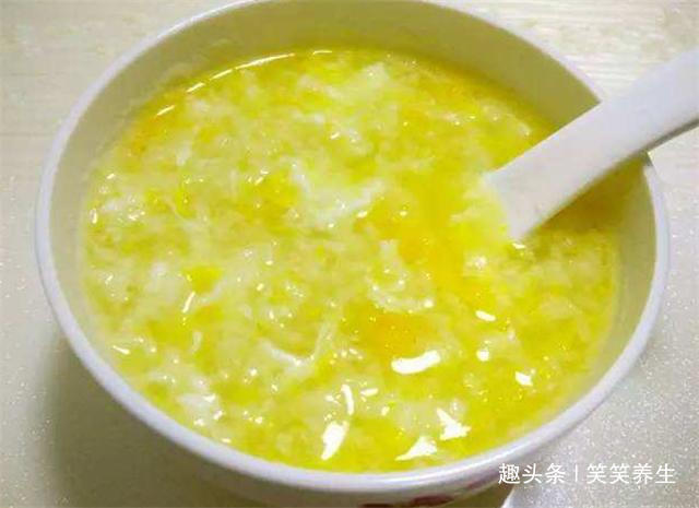 经常吃“开水冲鸡蛋”的话,身体会有哪些变化今天我来告诉你