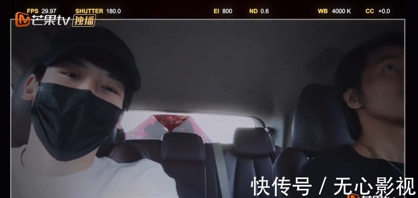 言承旭|《披荆斩棘》言承旭空降横店，探班张云龙，二公舞台表演惊艳全网