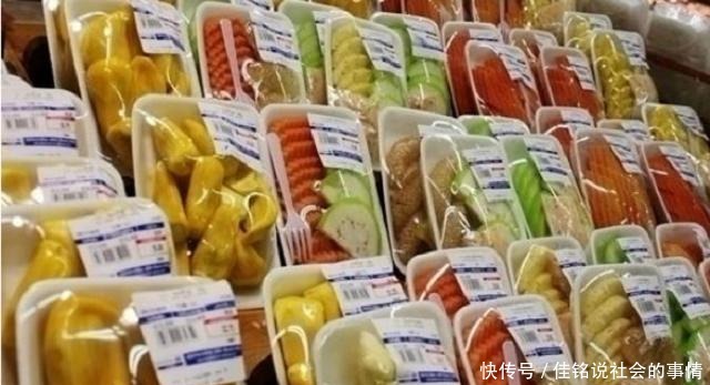 忍住|超市这几种食物,千万忍住别买,打折也不能要,员工自己都不吃!