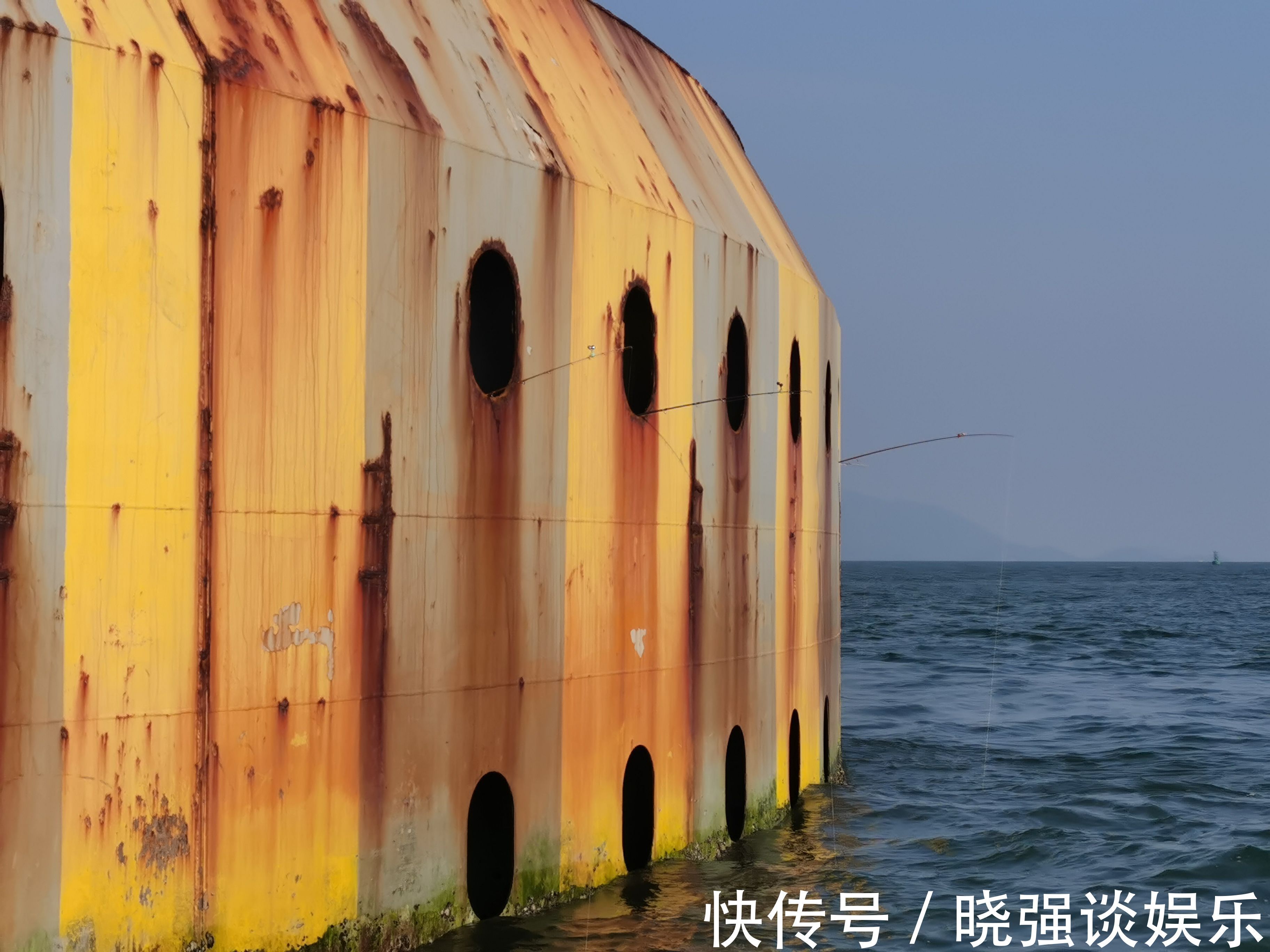 大桥|11人在大桥下钓鱼被抓,该不该在桥下钓鱼