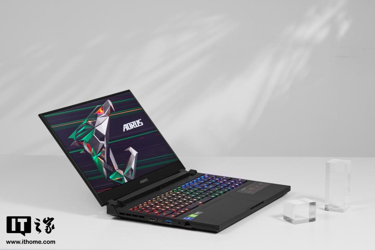 AORUS 15P XD 游戏本评测：300Hz 高刷，电竞级性能释放