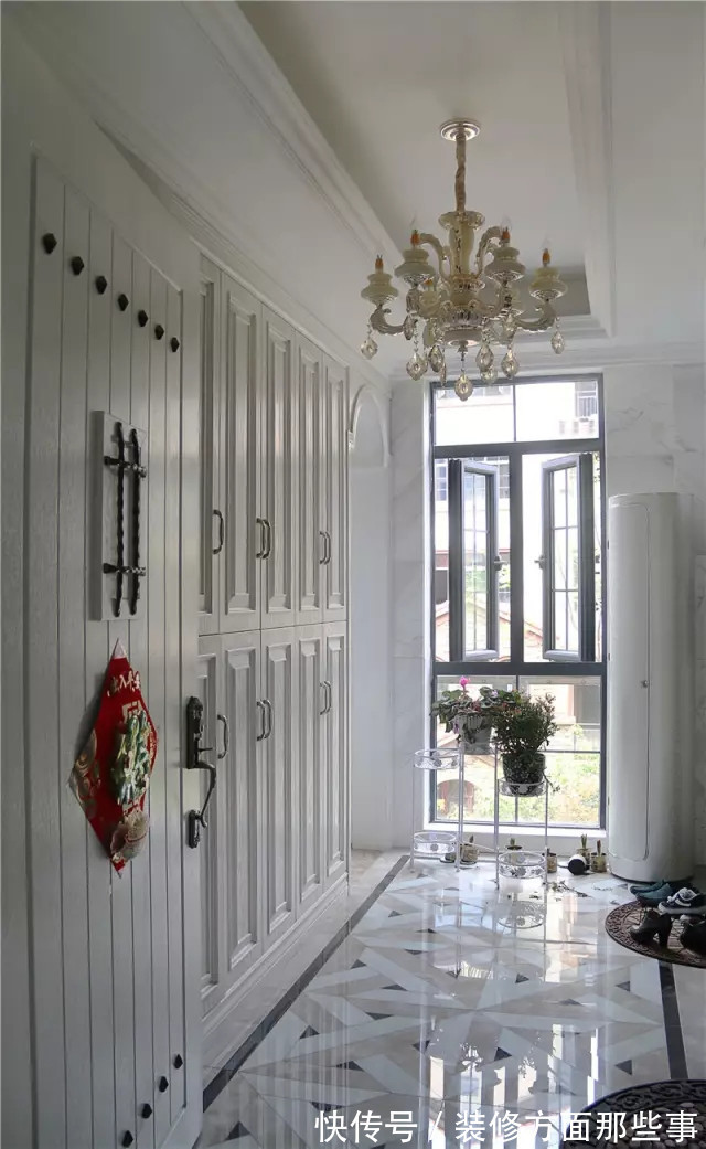 三居室|176平欧式风三居室,看起来格外亮眼