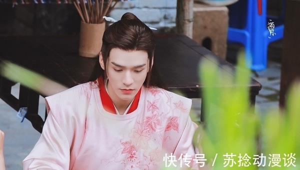 能力|龚俊一天“干”出6条热搜,营业能力仅次于肖战,综艺影视开花!