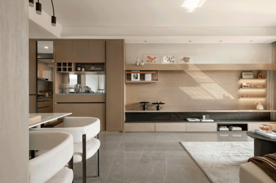 地铁|楼市潮退之后,有人在裸泳,有人却包揽广佛双冠!