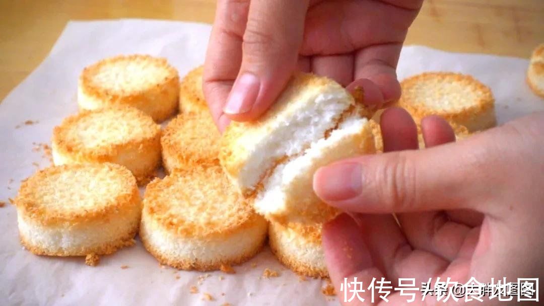 没有面粉,2种材料做椰蓉饼干,一入口就化了