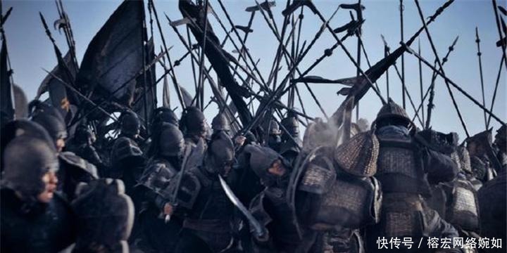 危难|危难之时见真情,关羽为救张辽不惜向曹操下跪