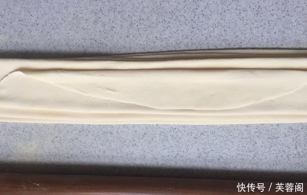 手擀面一煮就断?原来是这两步出错了,教你正确做法,劲道爽滑