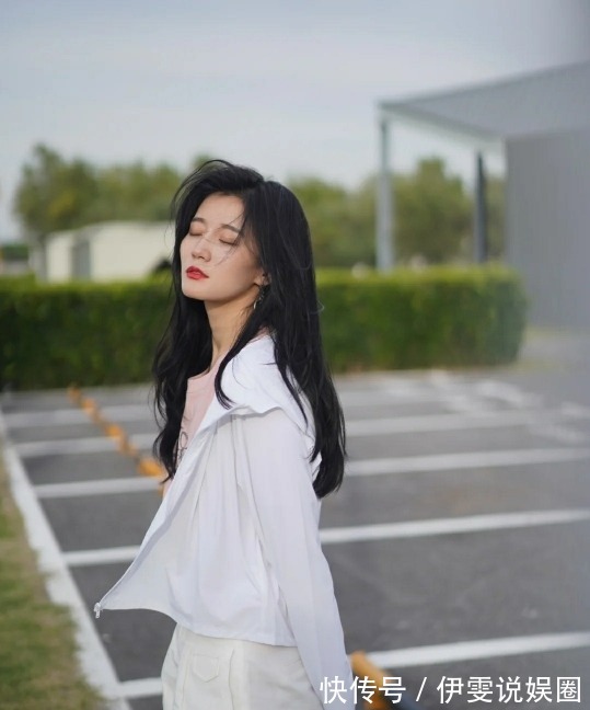 穿搭|夏日的防晒小技巧,这些值得尝试,效果明显有效保护皮肤