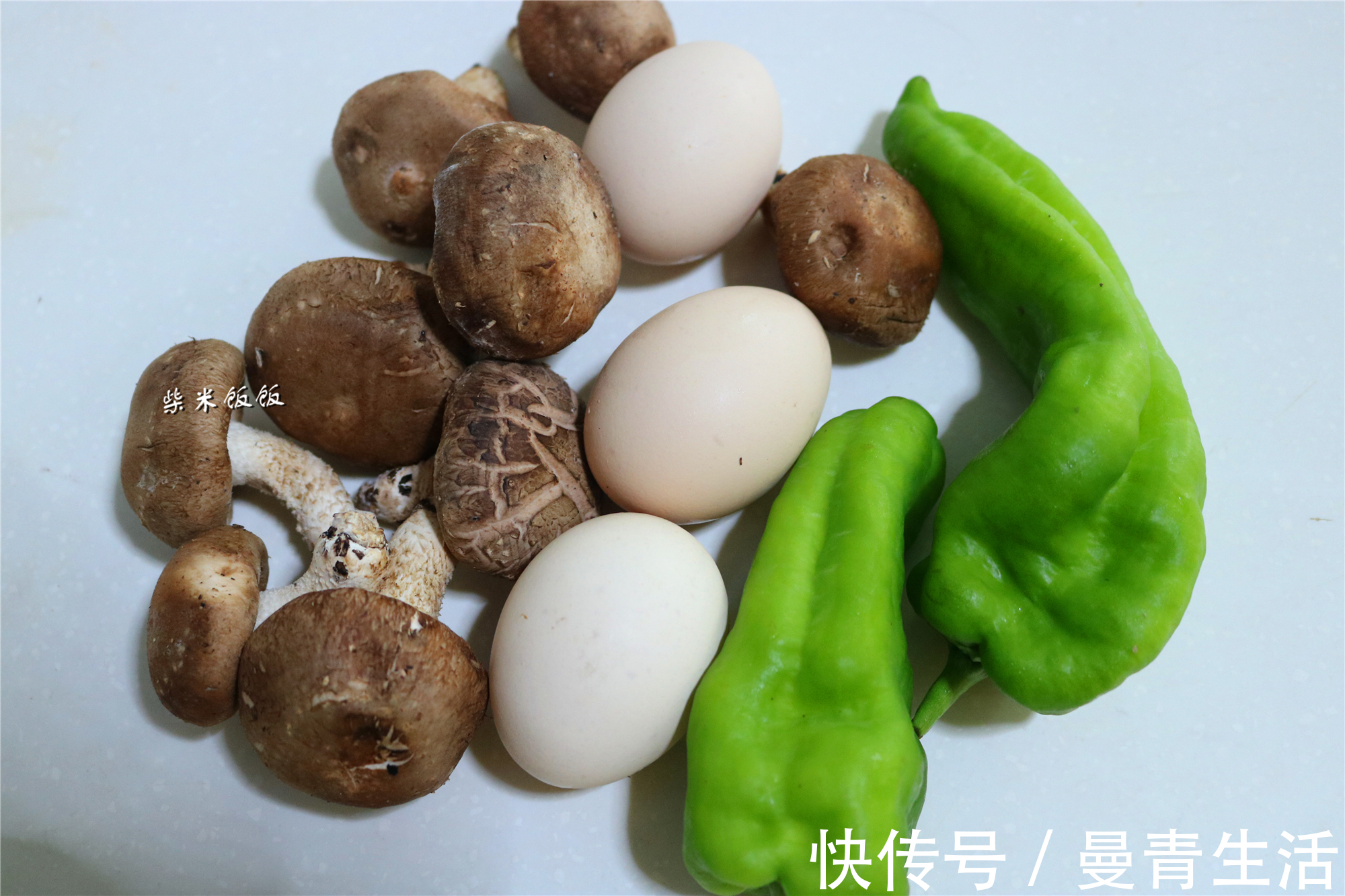 搭配|我家吃香菇,最喜欢搭配它,简单一炒,味道鲜美赛过吃肉