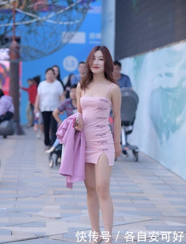 清新|一袭色彩饱满的连衣裙,各种场合都适用,低调高雅清新可人