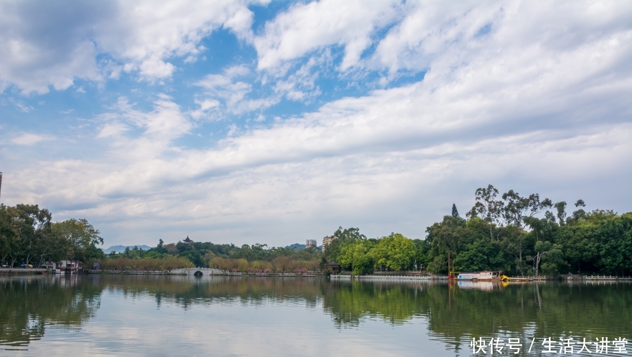 仅次杭州西湖，福州西湖也是城市颜值担当，还是一座古典园林