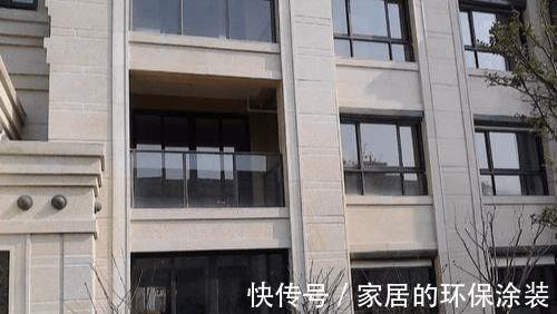 买房|买房选一楼还是顶楼好？一听售楼经理的话，我就懊悔当初没察觉