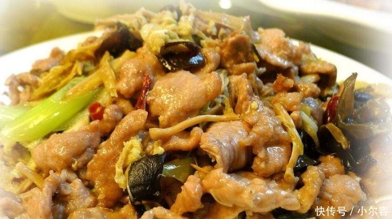 几道东北农家小菜分享给大家,营养丰富,好吃不贵,在家轻松搞定