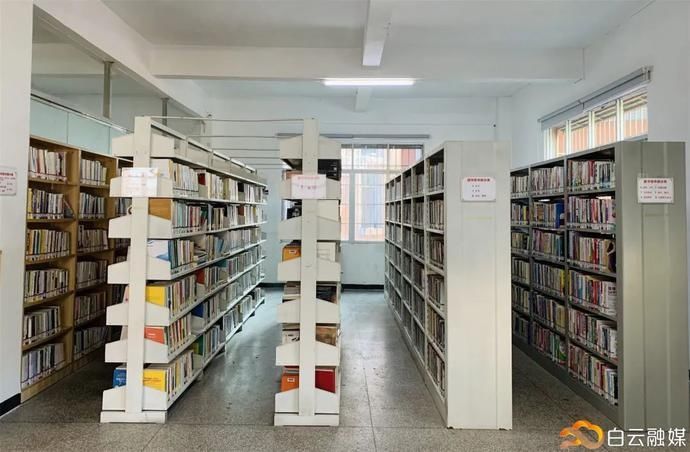 升级|升级改造完成!黄边图书馆重新开放~