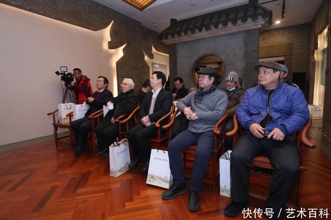 此次展览|“云间三友”重回故地!董其昌、陈继儒、莫是龙书画艺术特展来袭