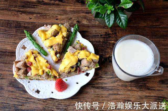 步骤|馒头也能做披萨，步骤简单，香软拉丝，10分钟就能搞定