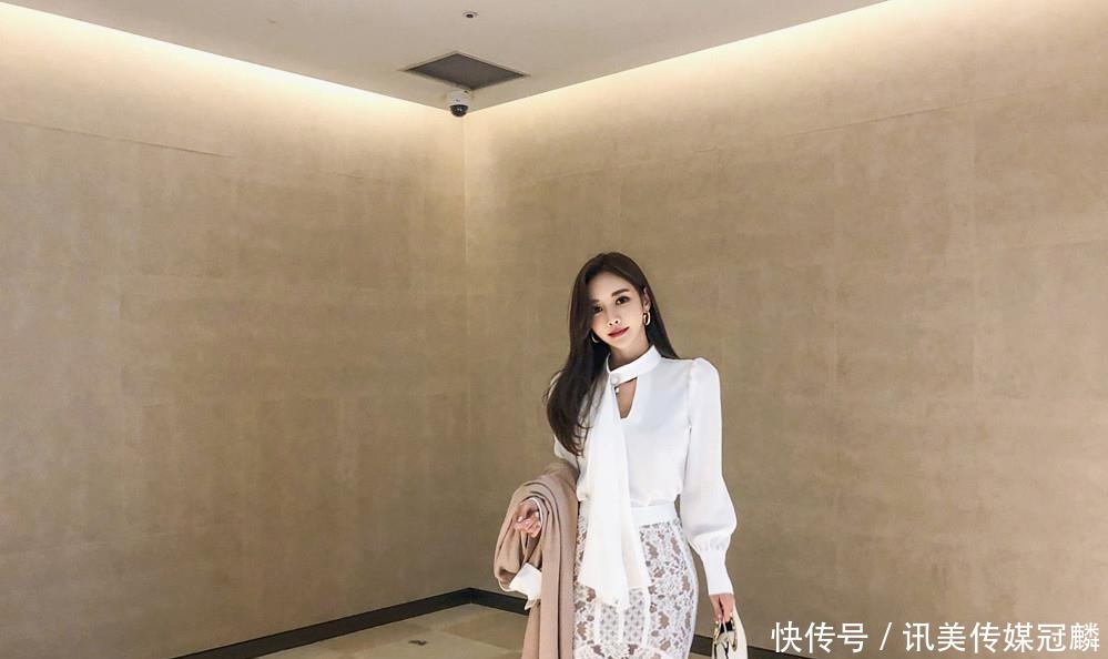 巴黎|女神孙允珠:纯白菱角翩跹巴黎轻盈西装裙!