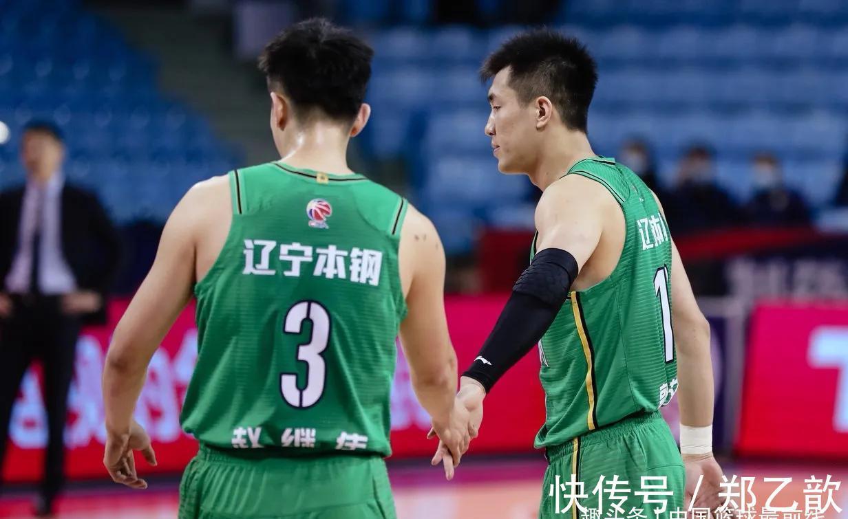 雅尼斯|CCTV5直播!辽宁男篮迎复仇之战,杨鸣喊话首钢,雅尼斯力不从心