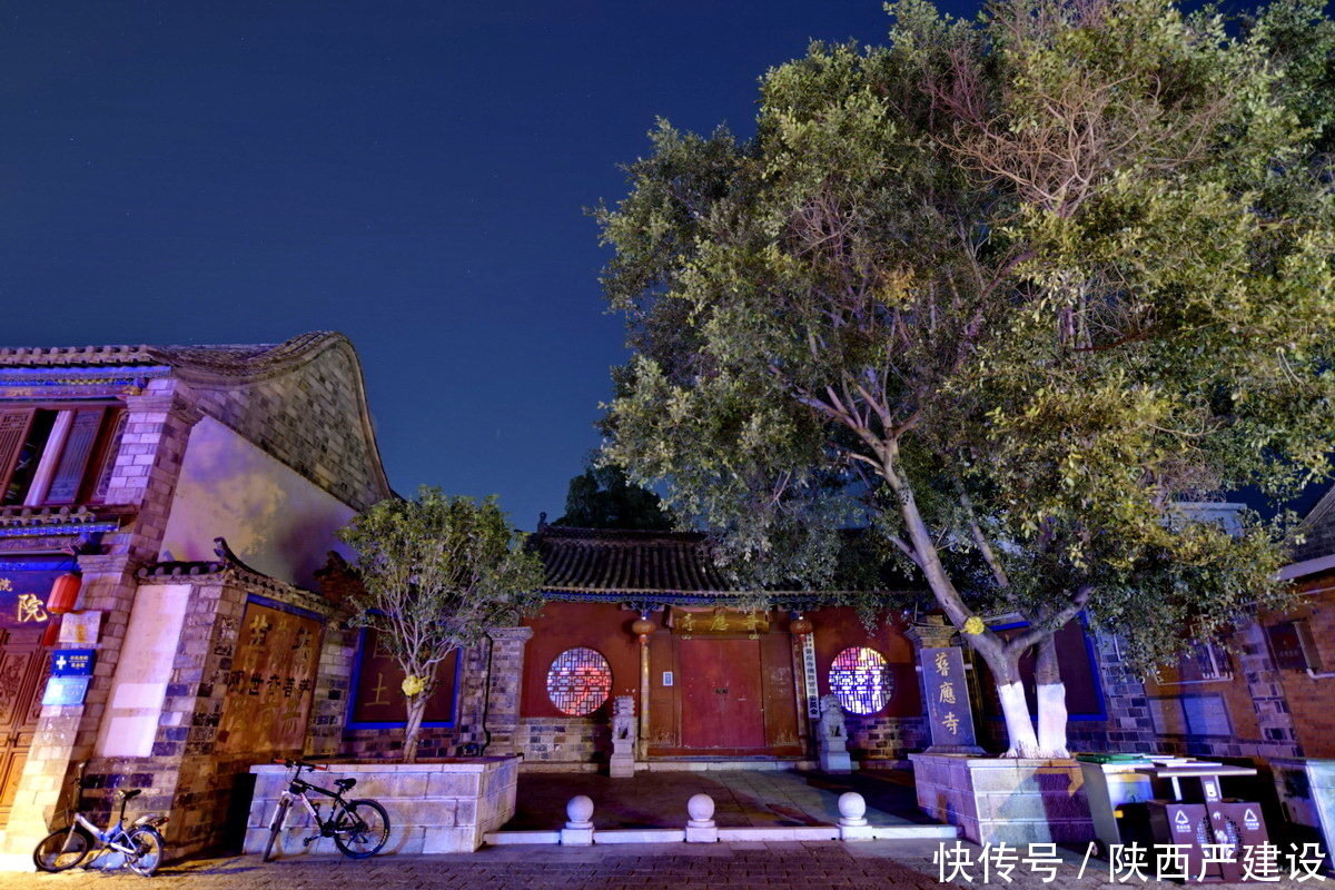 建水古城夜景【严建设】