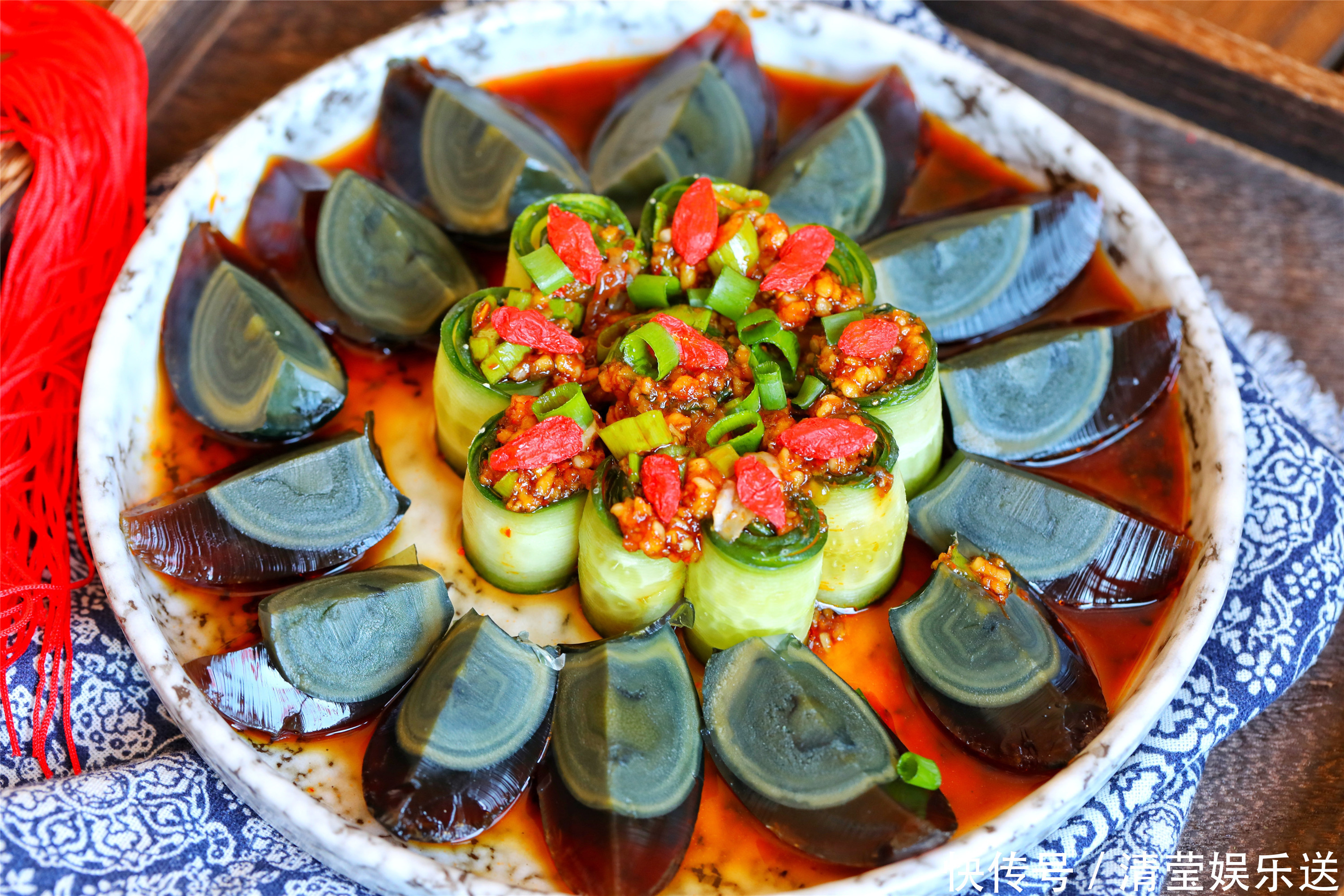 漂亮|东北人家年夜饭,凉拌菜少不了,做多少都光盘,精心摆盘真漂亮