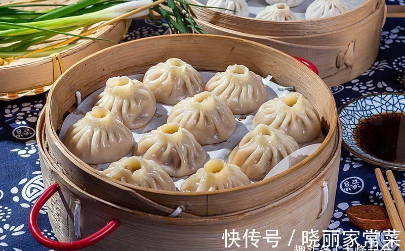 多肉|实体店厨师,免费教你在家做小笼蒸包,汁多肉嫩讲解详细