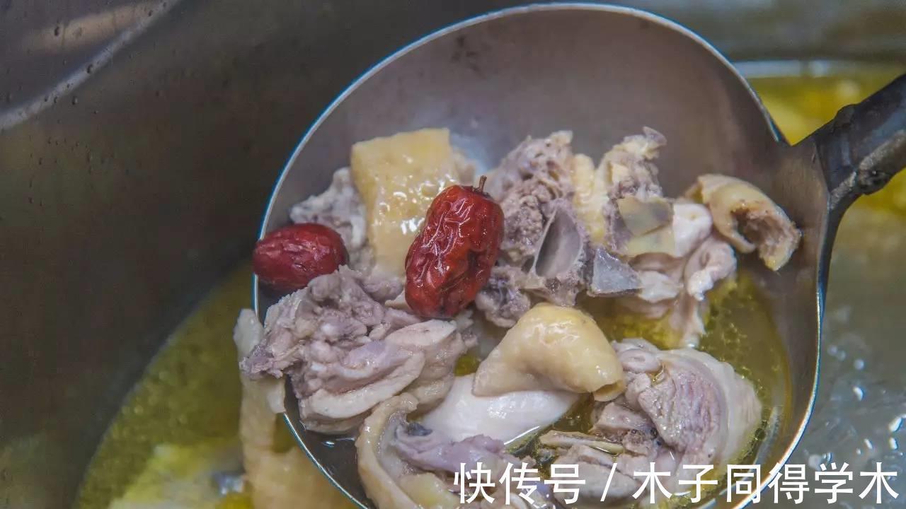 猪脊骨|20年老店大厨，分享6种高汤的详细做法，学会开店月入上万元