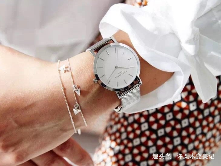 女人&女人手表戴左手好,还是右手好别再戴错被人嘲笑,值得收藏学习