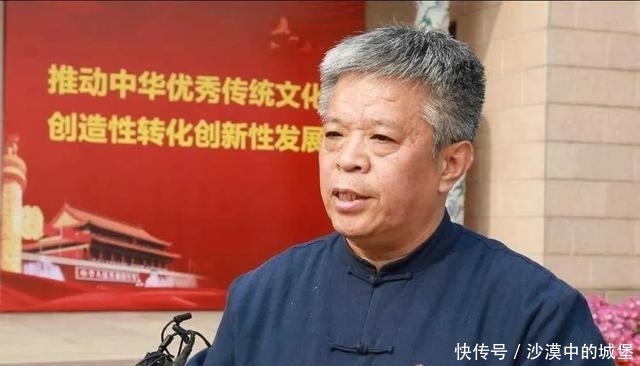 说到读书,他为何偏爱孔子?