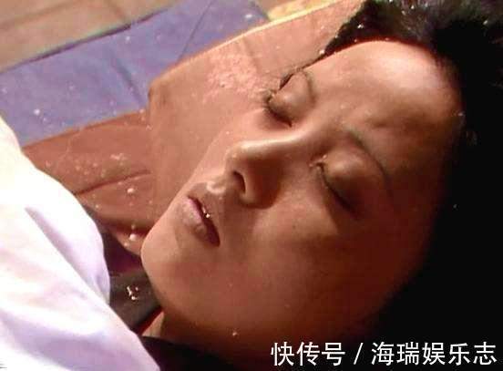 |沙雕动画！搞笑：开着卡车去送货，被路上的奇遇吓的半死