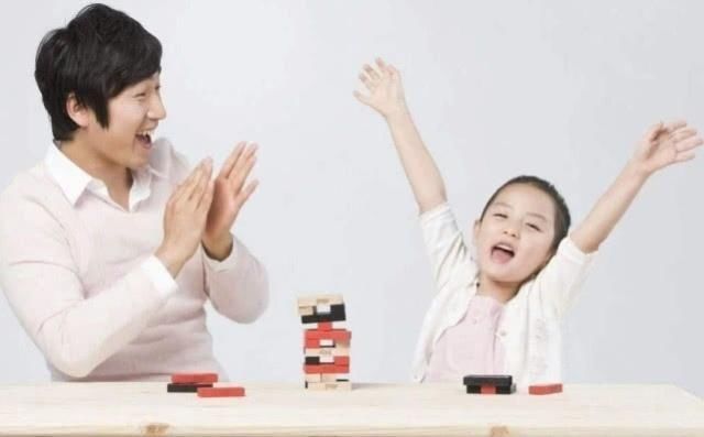技巧|夸孩子要有技巧,三大“雷区”不能碰,不然会适得其反