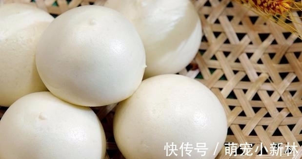 蒸馒头时，把酵母倒入面粉是“大忌”，10年面点师教您蒸馒头技巧