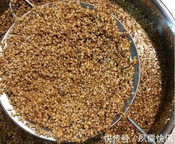 想吃|想吃芝麻酱不用买,5块钱自制1大瓶,纯正无添加,做法还简单