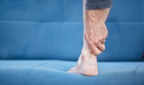 手脚麻木|苦瓜乃天然胰岛素,殊不知这1物吃一口抵5斤苦瓜,难怪你血糖难降