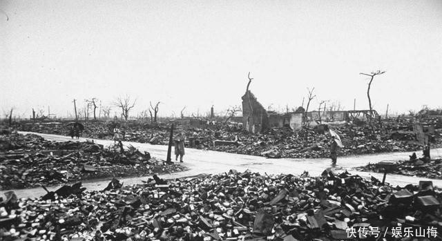 爆炸|原子弹爆炸后，那个背着“亡弟”去火葬场的小男孩，后来如何了？