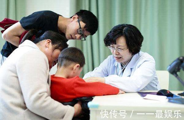 过度肥胖|儿科医生告诫一半以上性早熟儿童都是吃出来的,三种食物要少碰