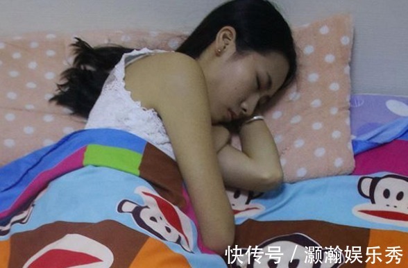 更年期妇女|女性绝经多久后，才会结束更年期？什么病最易找上更年期女性？