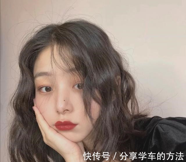 女生 有种颜值叫女生“换发型”,今年流行这几款发型,美得惊艳又高级!