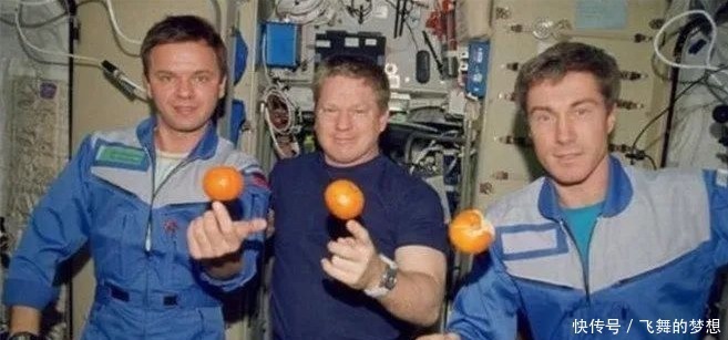 太空争霸 他被困太空311天,意外创造了世界纪录,回归时身体已达到极限