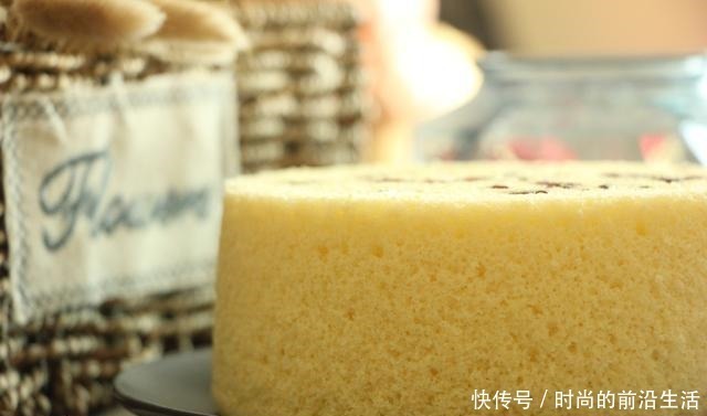 最简单的蛋糕做法,不用烤箱电饭锅,蒸一蒸,蓬松宣软不上火