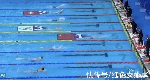 張雨霏|張雨霏首奪短池世錦賽冠軍！甩開美國亞軍1秒34，1神圖引網(wǎng)友贊嘆