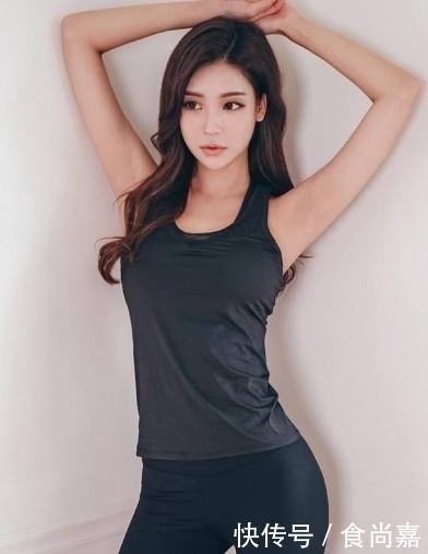 性感迷人|倾国倾城的打底裤小姐姐,国色天香,尽显甜美洋气感,性感迷人