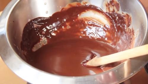  巧克力黄油酥饼，甘纳许细化细腻，配上黄油酥饼香甜入味