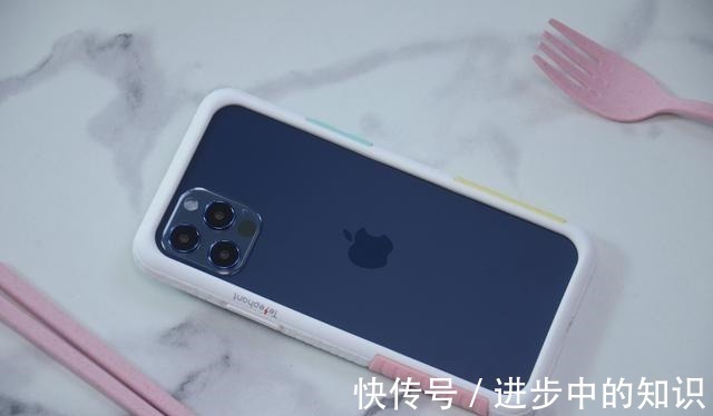 孔大|给iPhone 12多加一层保护，太乐芬“抗污防摔”边框开箱！