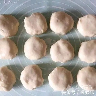 油炸糕(糖糕)的做法,外边金黄,软糯无比