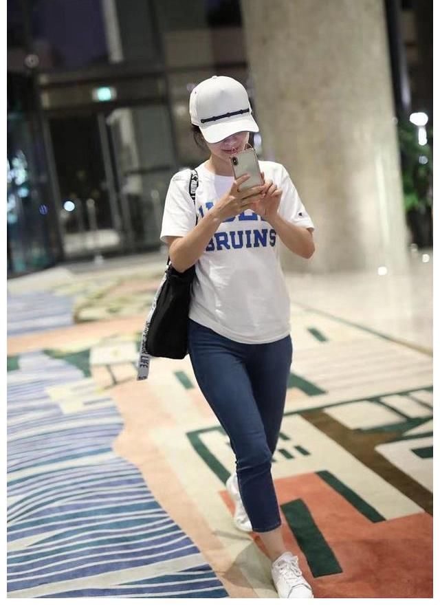 |沙雕动画,搞笑:小时候抓鱼拿出了打鱼器,结果可想而知!