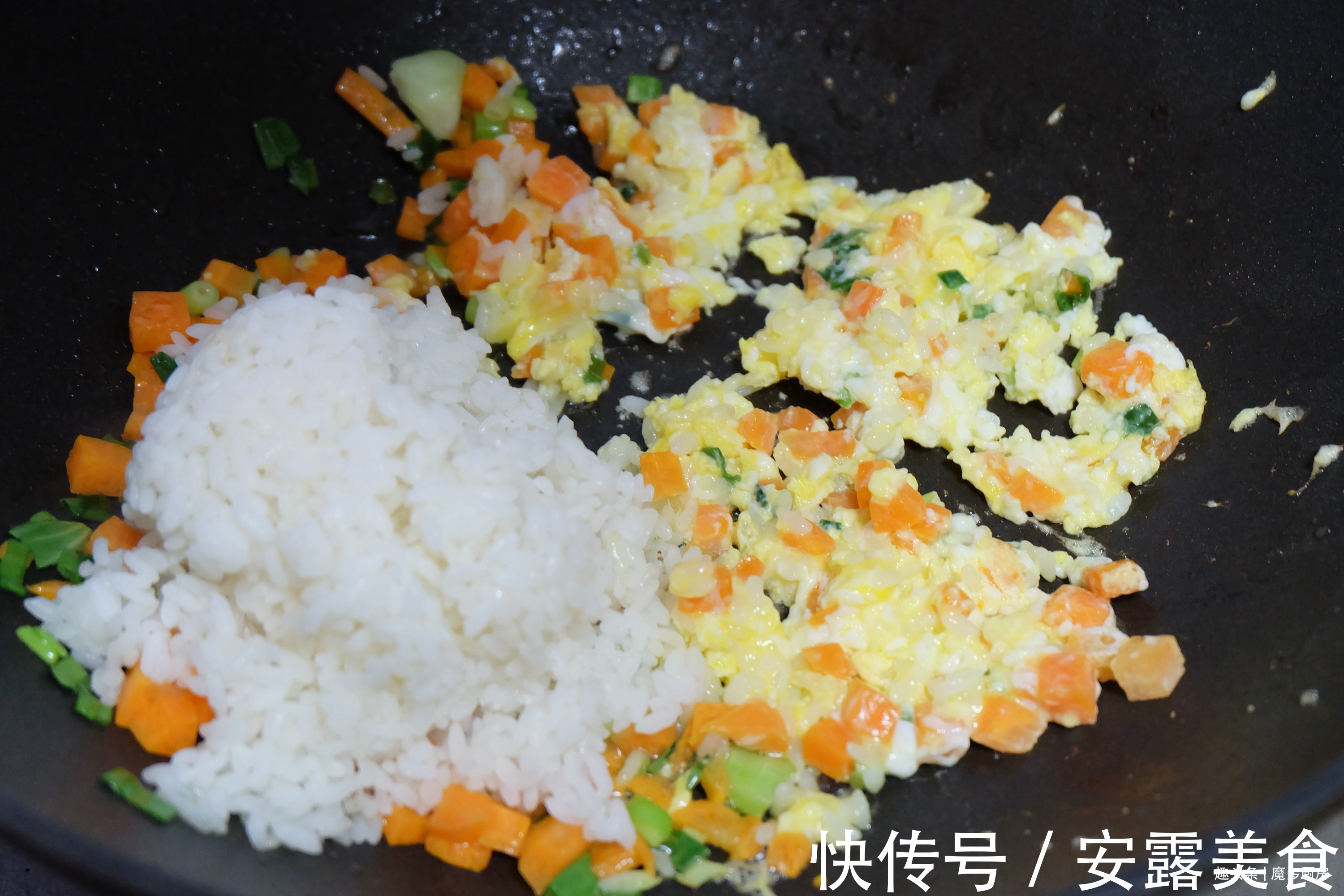 米饭|最近体重开始降了,晒晒我的午餐吧!一盘炒饭475千卡,吃得开心